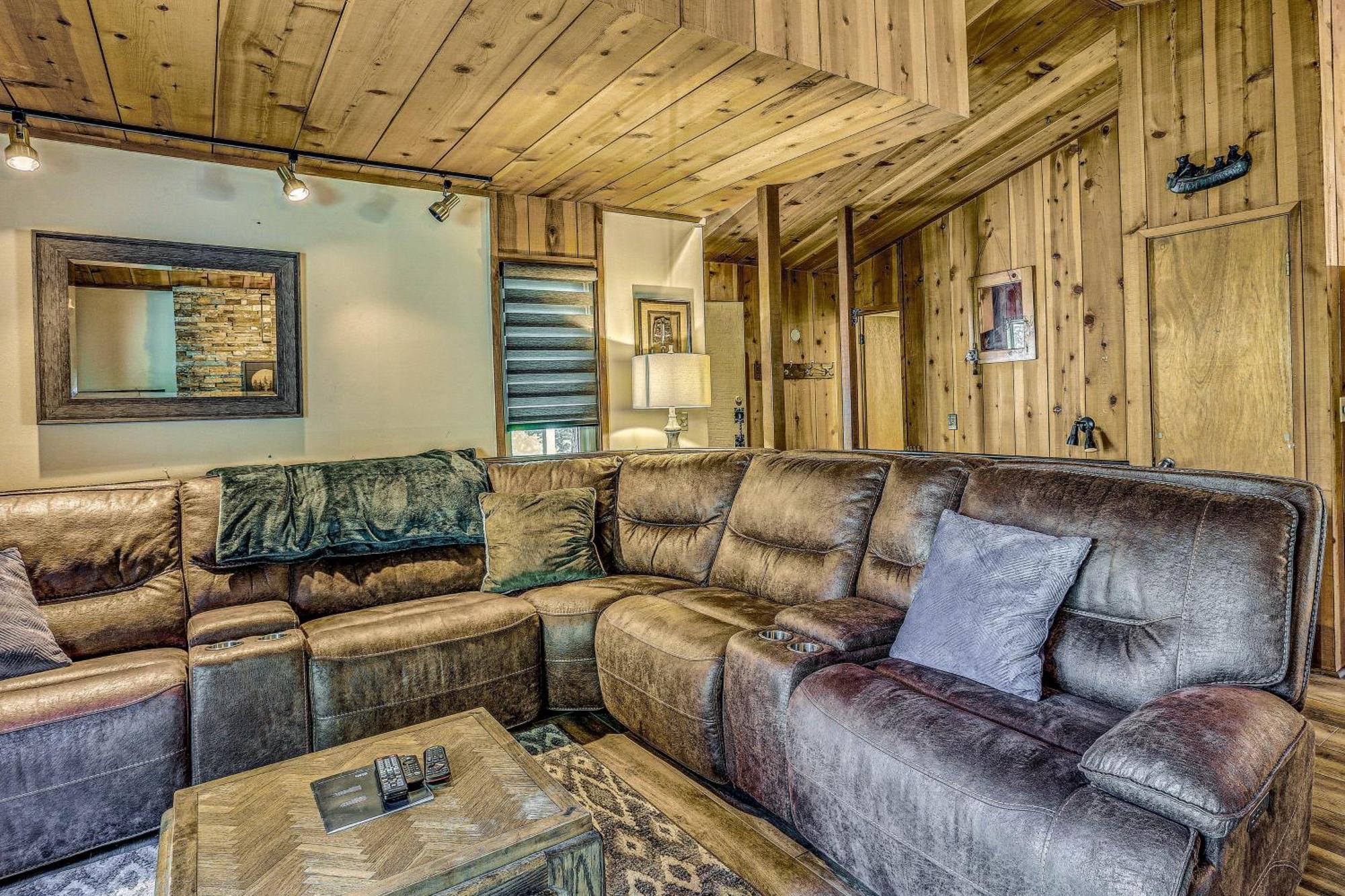 Cozy Bears Hideaway Cabin About 3 Mi To Shaver Lake! Εξωτερικό φωτογραφία