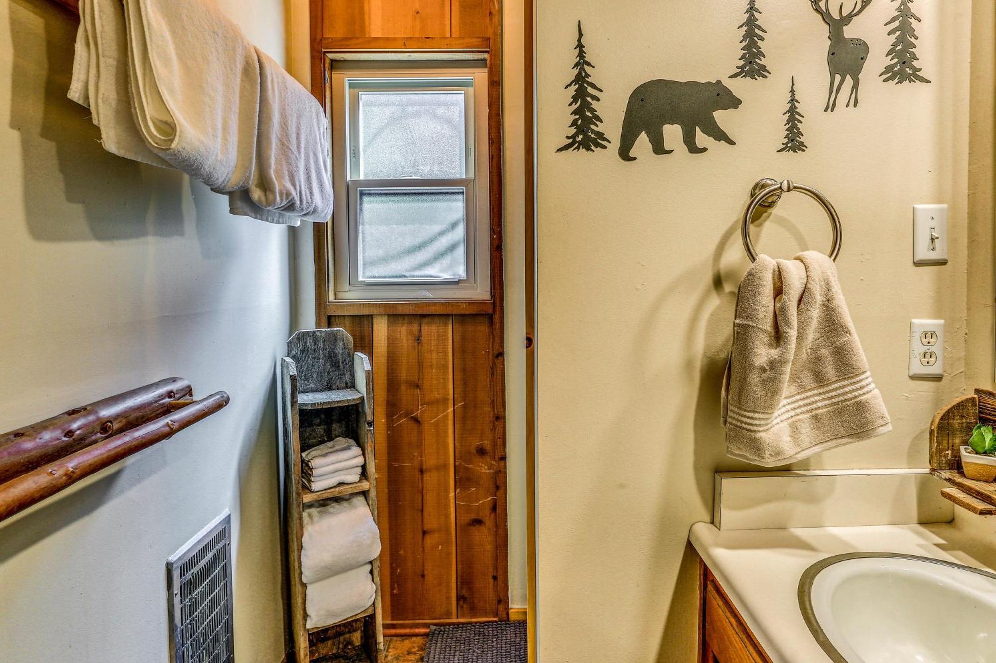Cozy Bears Hideaway Cabin About 3 Mi To Shaver Lake! Εξωτερικό φωτογραφία