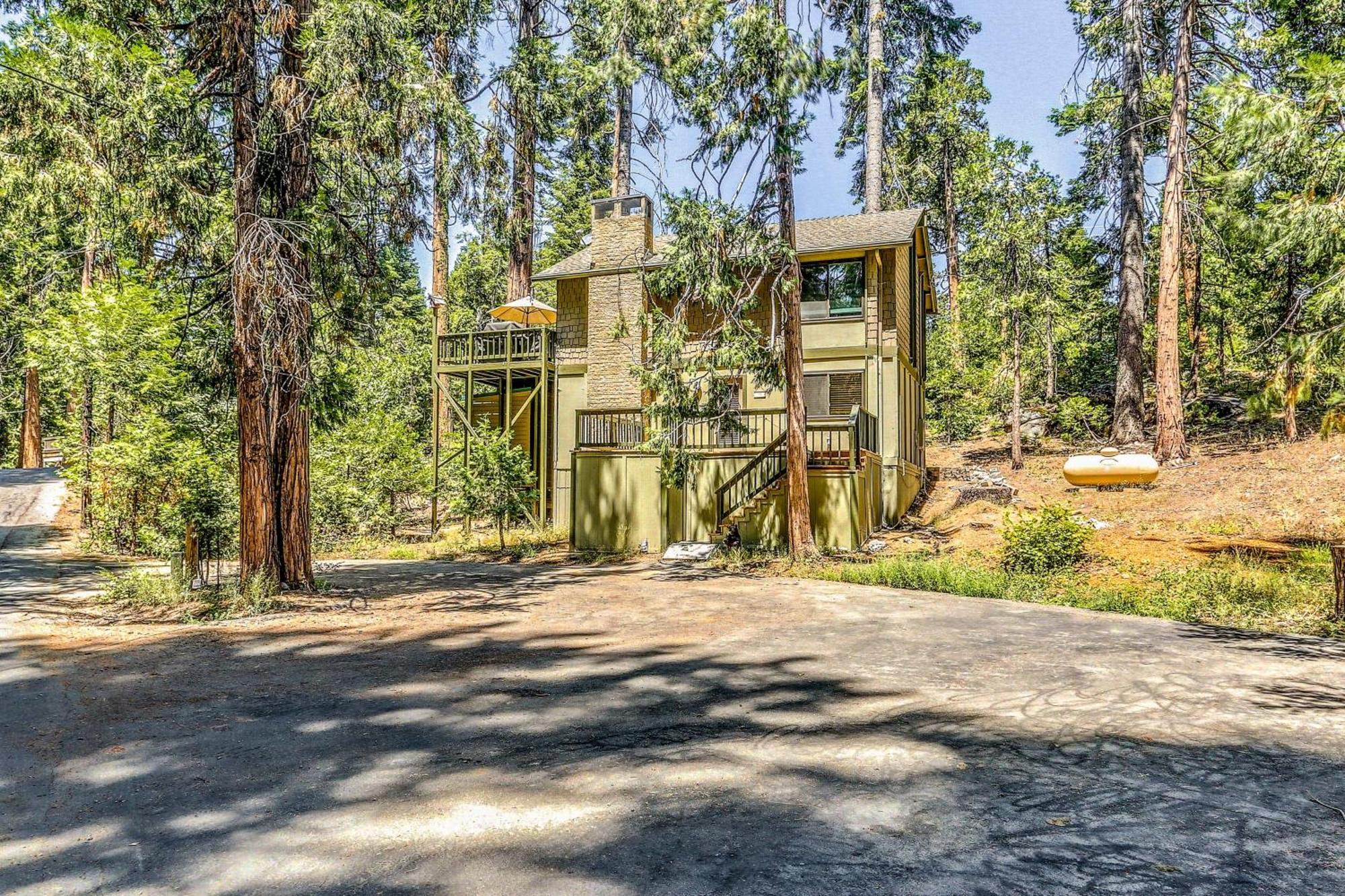 Cozy Bears Hideaway Cabin About 3 Mi To Shaver Lake! Εξωτερικό φωτογραφία